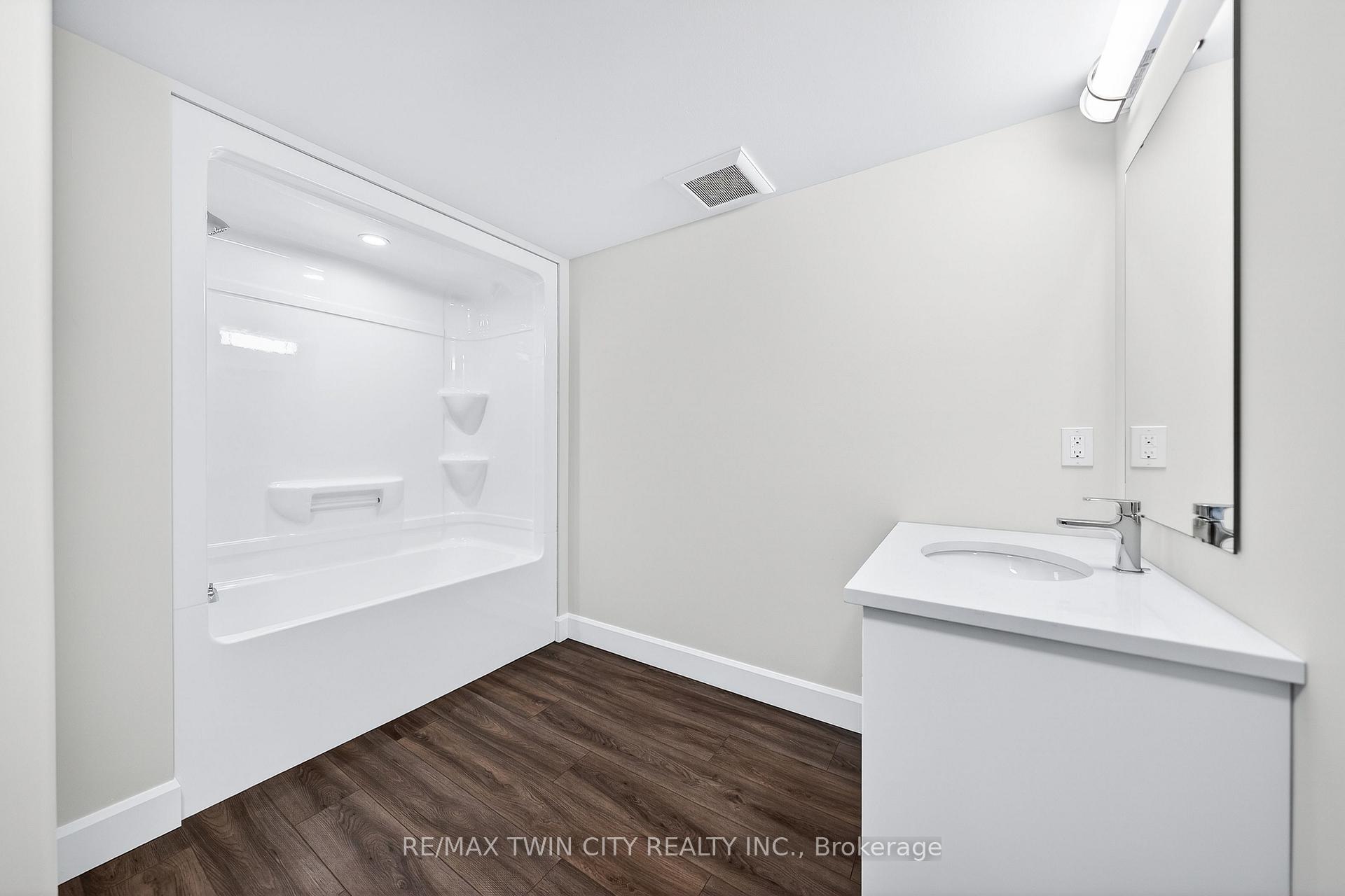 Photo 29 of Unit 47, 3202 Vivian Line, Stratford — HOMEH