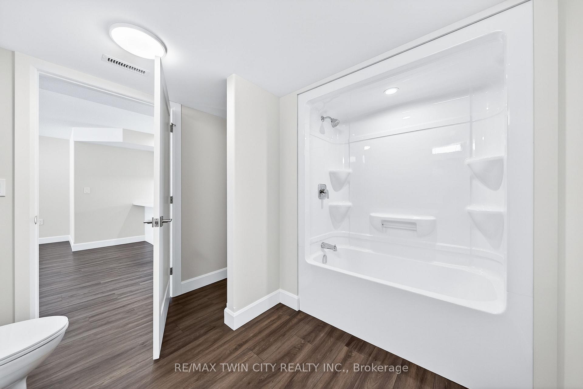 Photo 30 of Unit 47, 3202 Vivian Line, Stratford — HOMEH