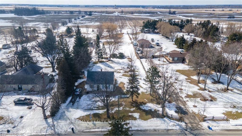 Photo 7 of 9697 Dickenson Road, Hamilton, Mount Hope — HOMEH
