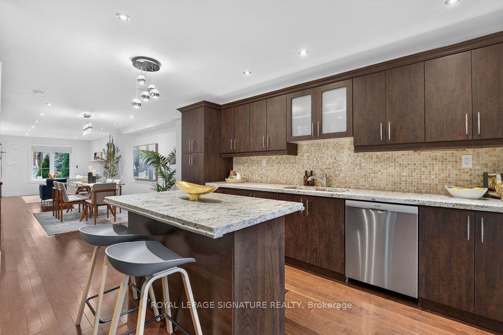 Photo 13 of 281B Glebemount Avenue, Toronto, Danforth Village-East York — HOMEH