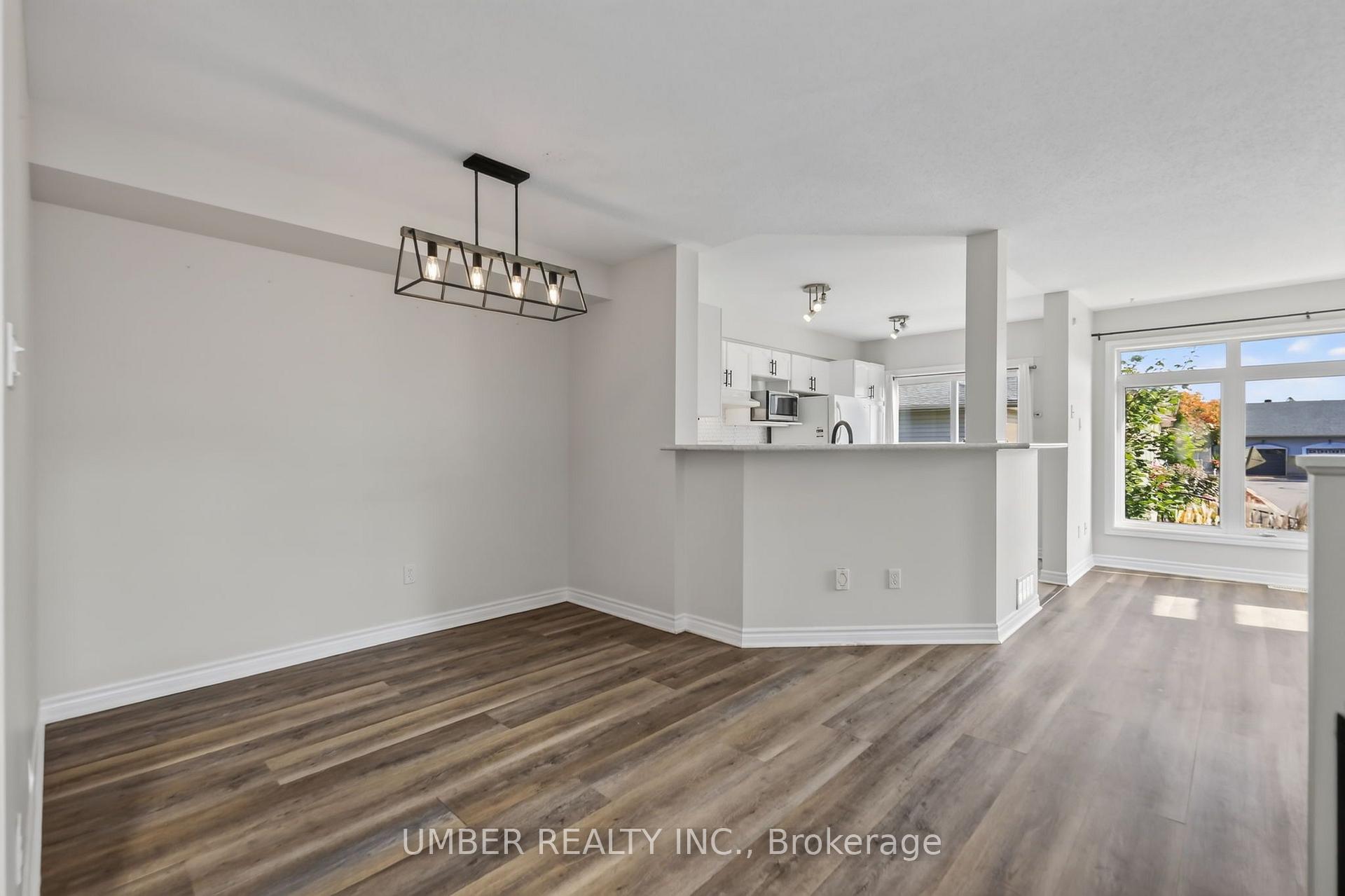 Photo 7 of 5539 Doctor Leach Drive, Ottawa, Manotick Village & Manotick Estates — HOMEH