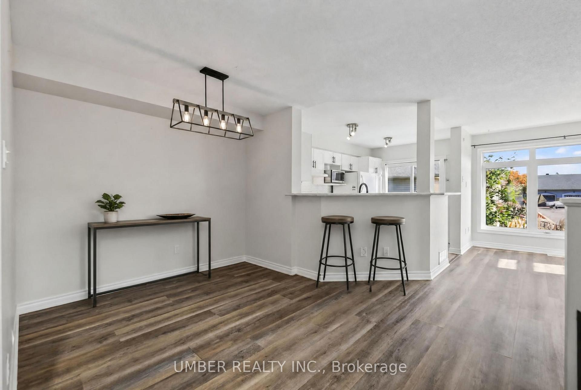 Photo 8 of 5539 Doctor Leach Drive, Ottawa, Manotick Village & Manotick Estates — HOMEH