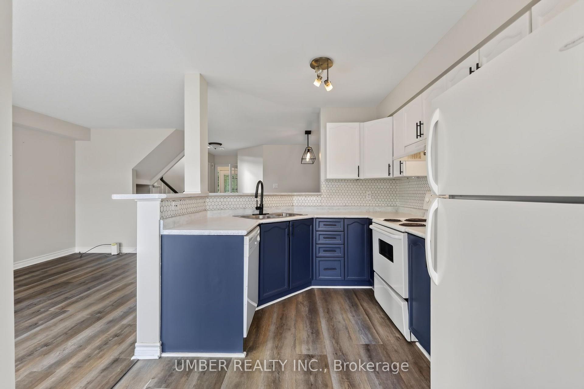 Photo 18 of 5539 Doctor Leach Drive, Ottawa, Manotick Village & Manotick Estates — HOMEH