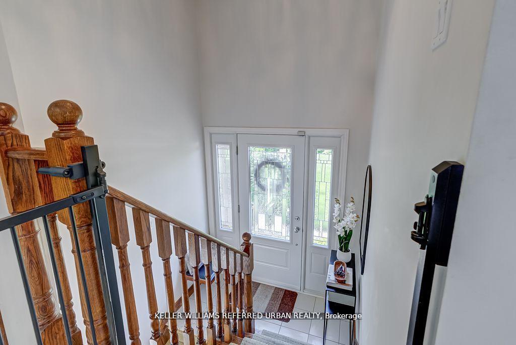 Photo 4 of Unit Upper, 55 Tedder Street, North York, Brookhaven-Amesbury — HOMEH
