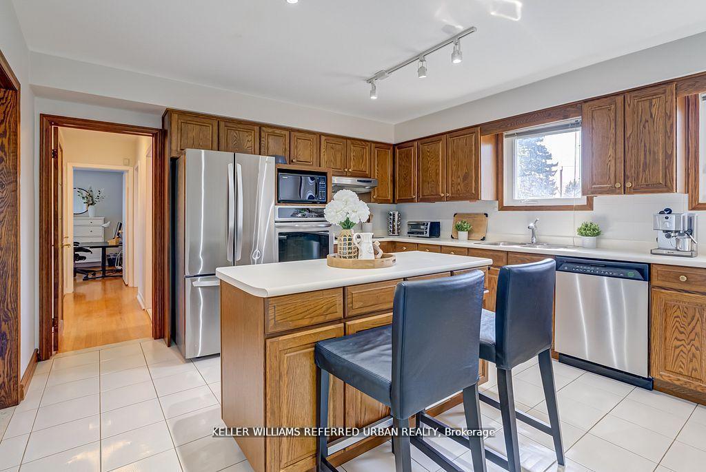 Photo 10 of Unit Upper, 55 Tedder Street, North York, Brookhaven-Amesbury — HOMEH