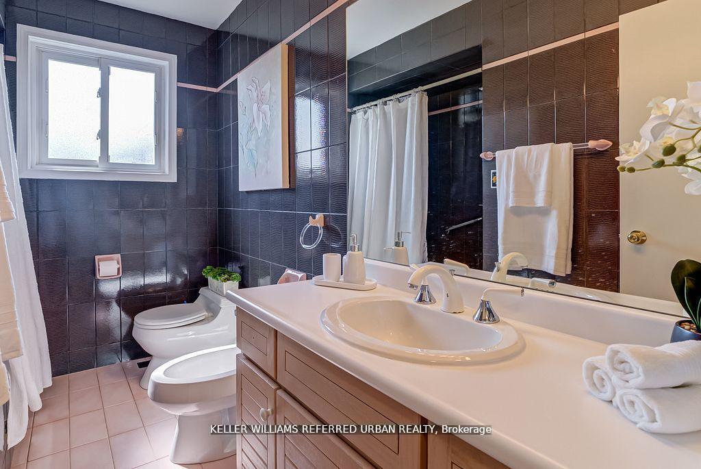 Photo 19 of Unit Upper, 55 Tedder Street, North York, Brookhaven-Amesbury — HOMEH