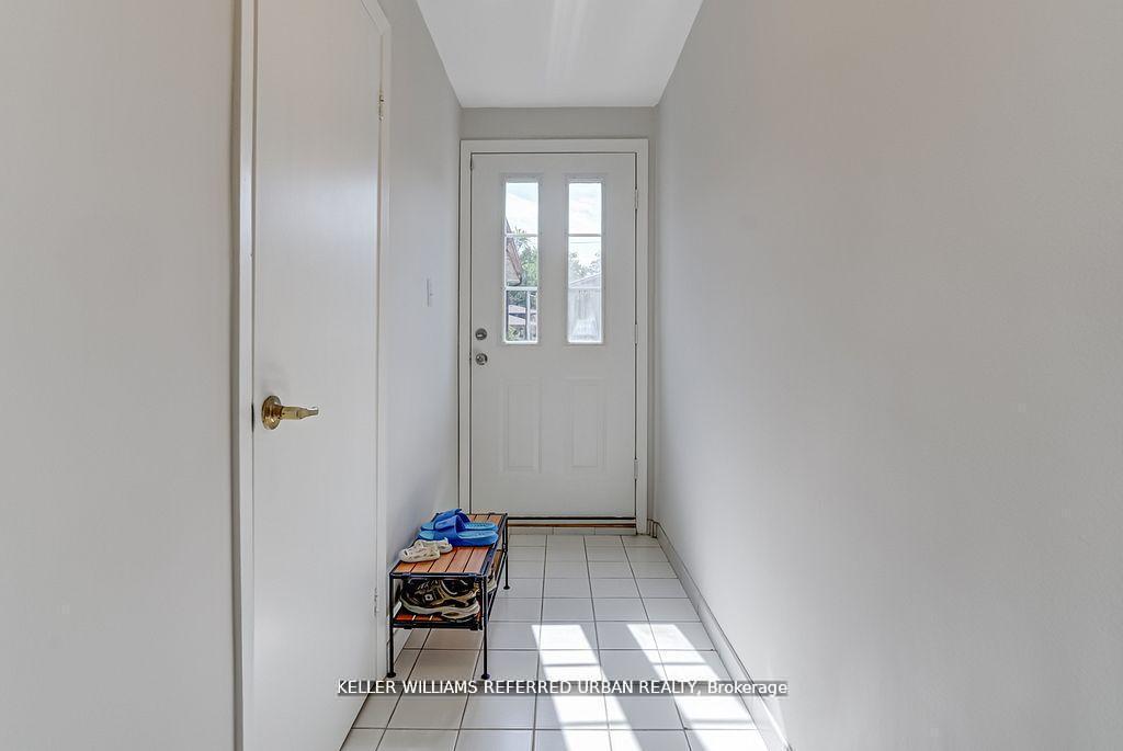 Photo 22 of Unit Upper, 55 Tedder Street, North York, Brookhaven-Amesbury — HOMEH