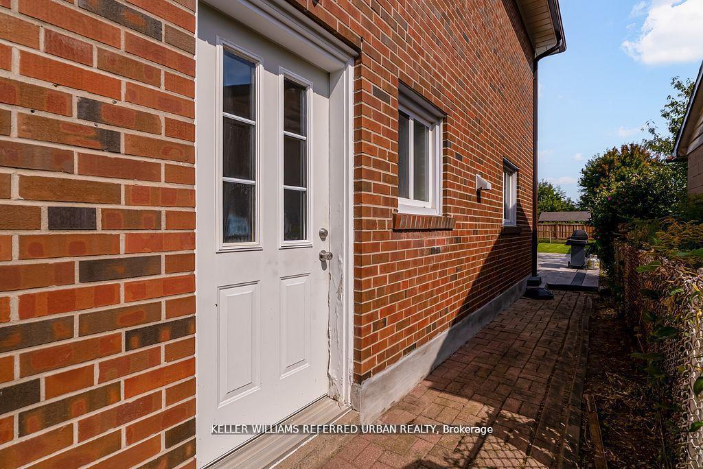 Photo 40 of Unit Upper, 55 Tedder Street, North York, Brookhaven-Amesbury — HOMEH