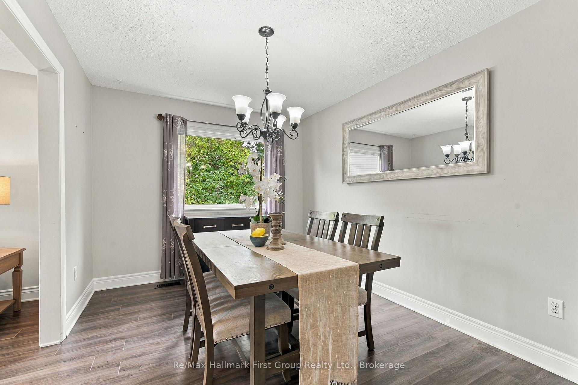 Photo 16 of 919 Heenan Court, Cobourg — HOMEH