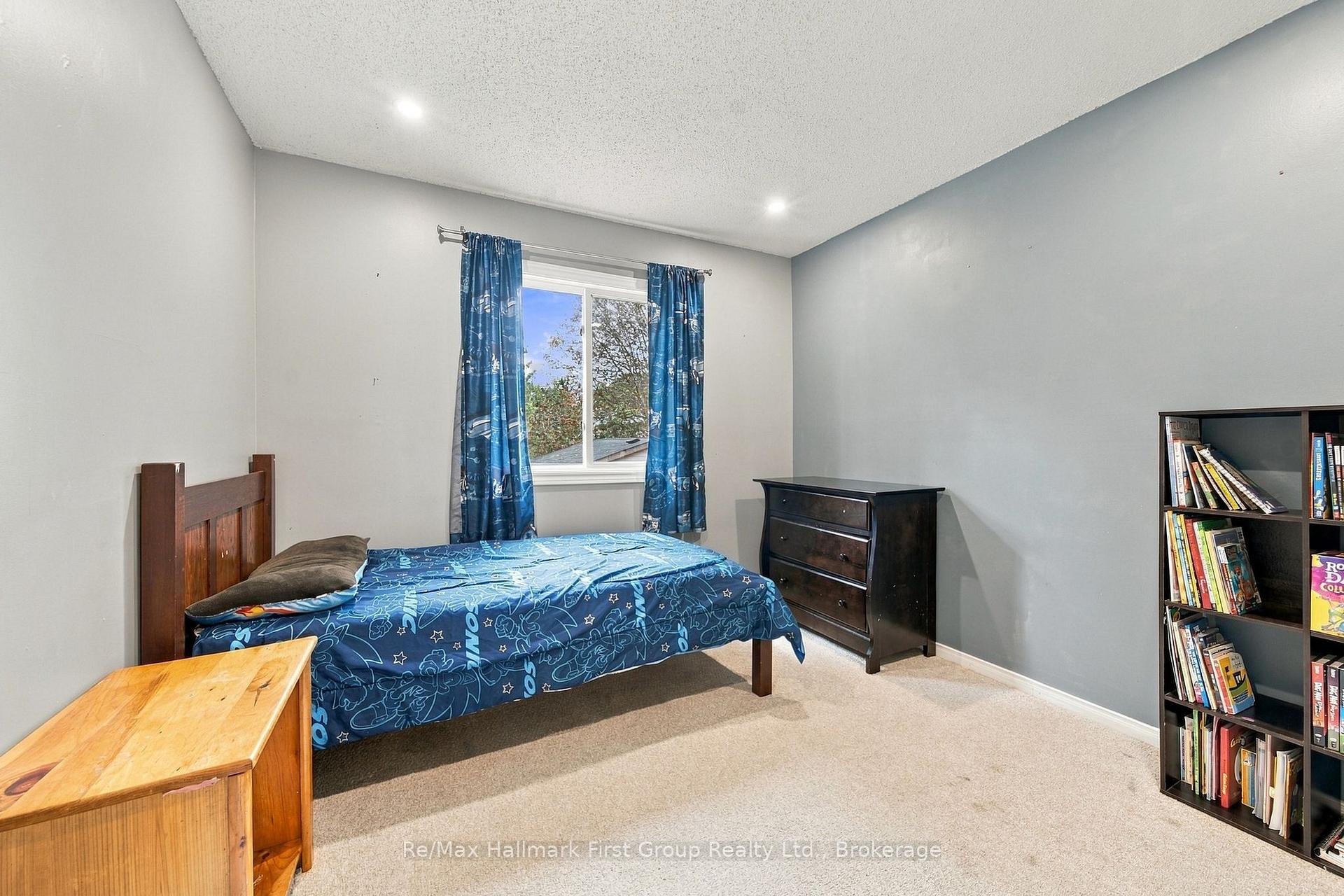 Photo 21 of 919 Heenan Court, Cobourg — HOMEH