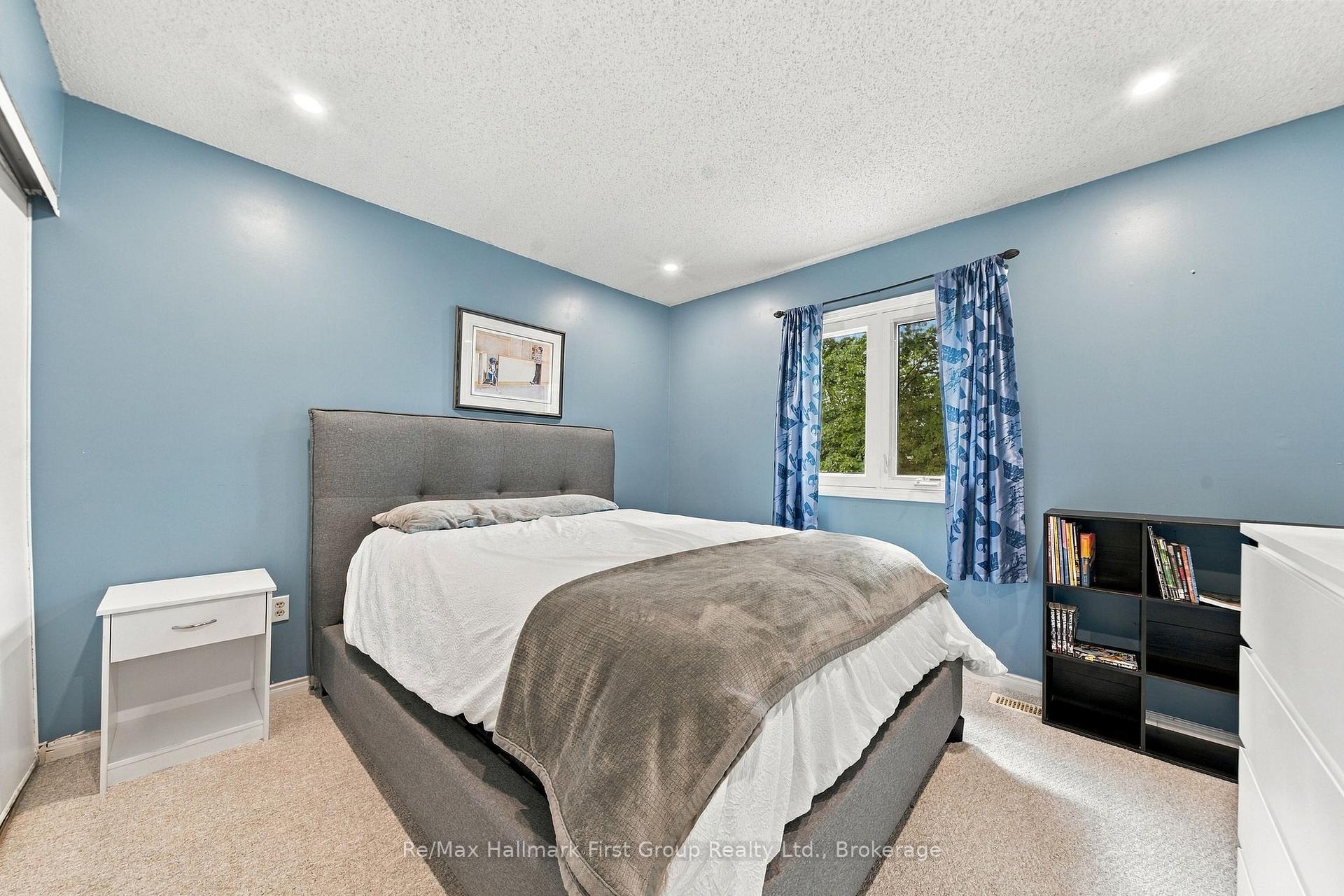 Photo 23 of 919 Heenan Court, Cobourg — HOMEH