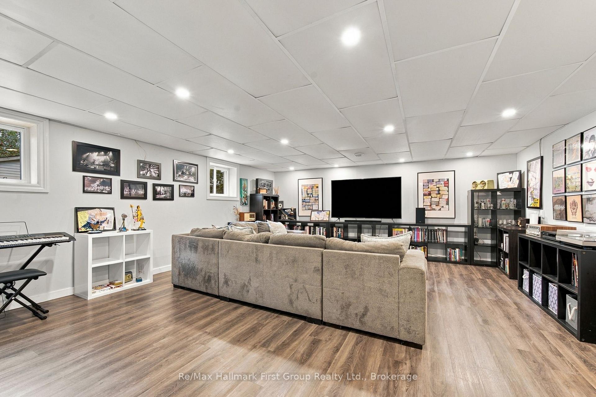 Photo 24 of 919 Heenan Court, Cobourg — HOMEH