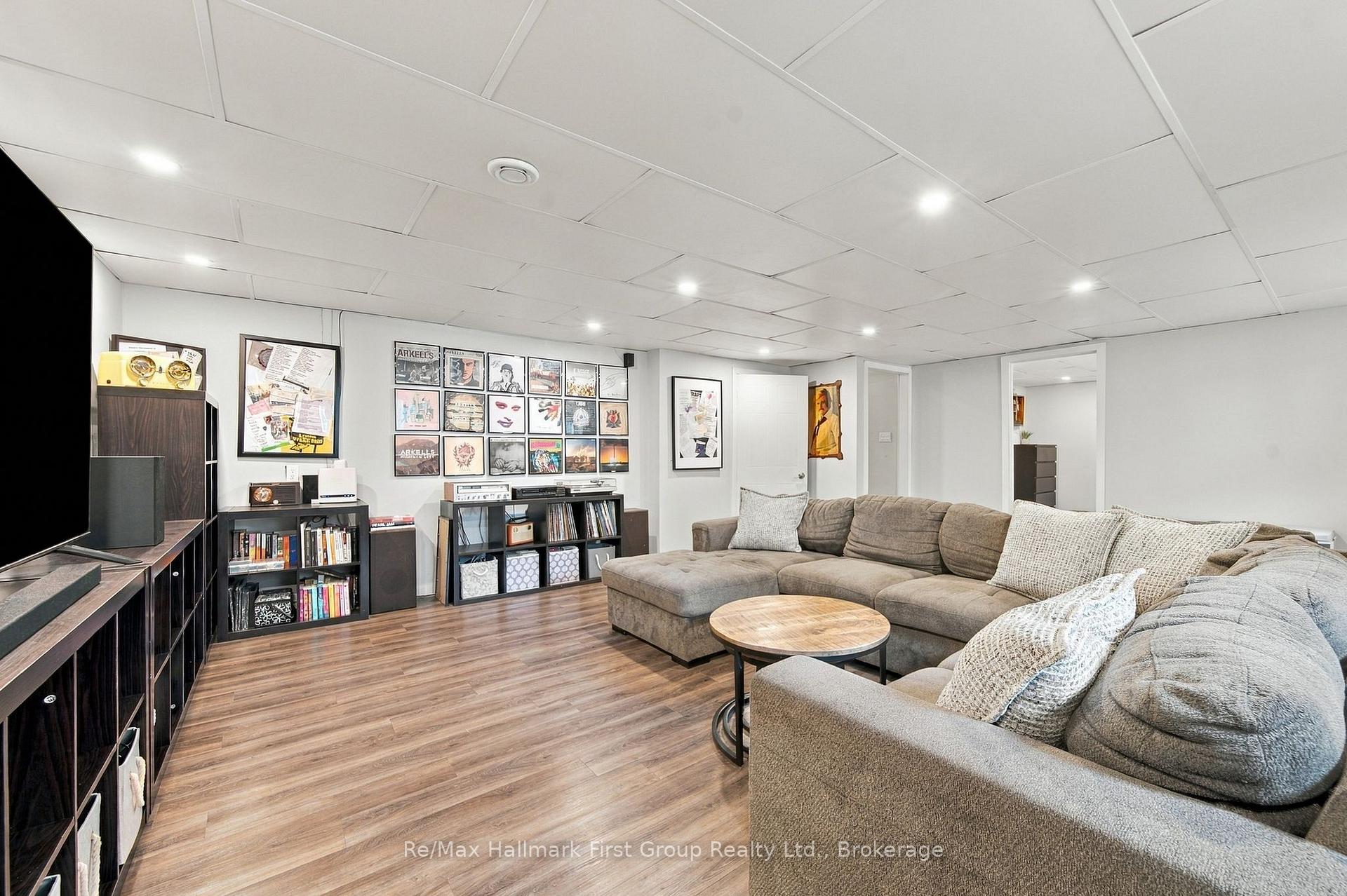 Photo 27 of 919 Heenan Court, Cobourg — HOMEH