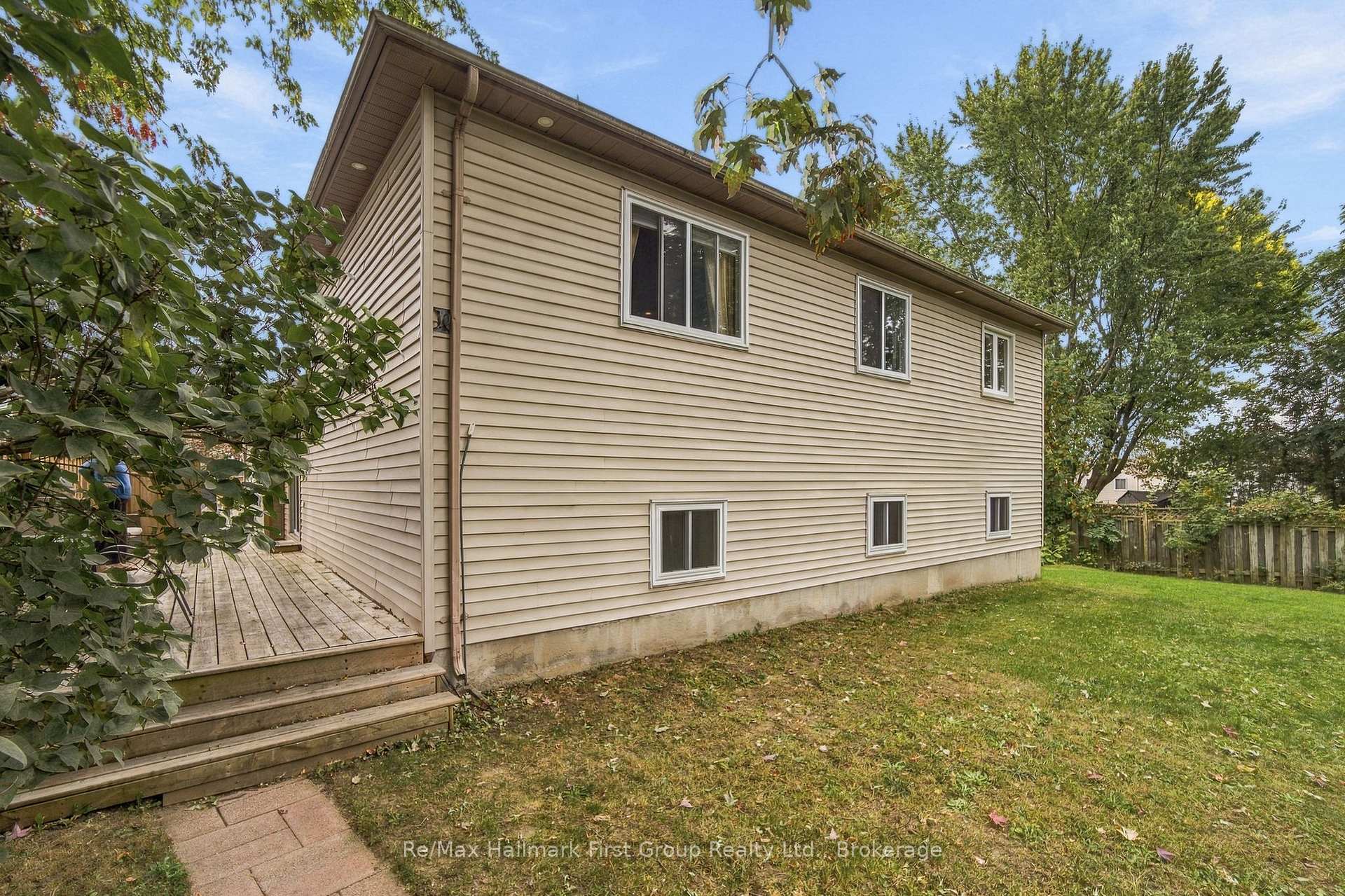 Photo 35 of 919 Heenan Court, Cobourg — HOMEH