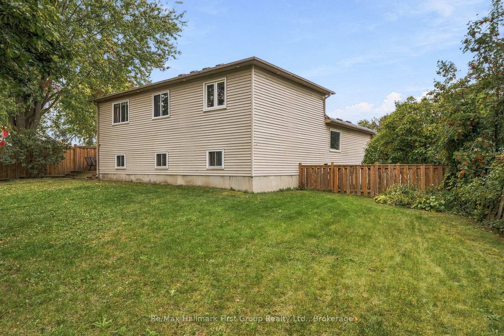 Photo 38 of 919 Heenan Court, Cobourg — HOMEH
