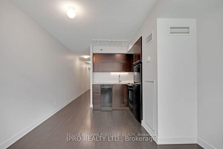 Photo 14 of Unit 420, 21 Nelson Street, Toronto, Waterfront Communities — HOMEH