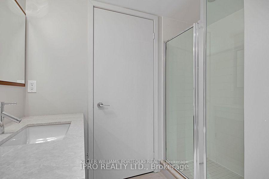Photo 22 of Unit 420, 21 Nelson Street, Toronto, Waterfront Communities — HOMEH