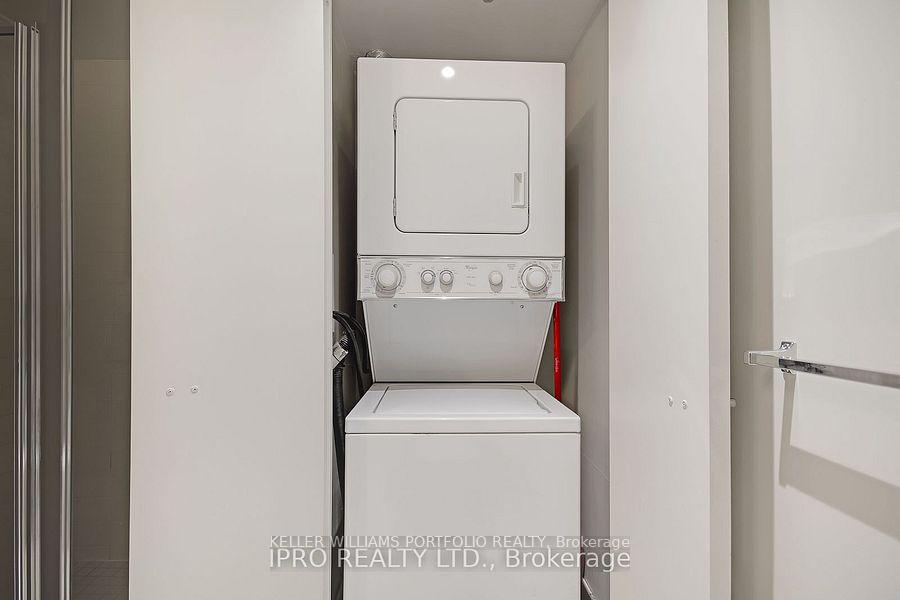 Photo 23 of Unit 420, 21 Nelson Street, Toronto, Waterfront Communities — HOMEH