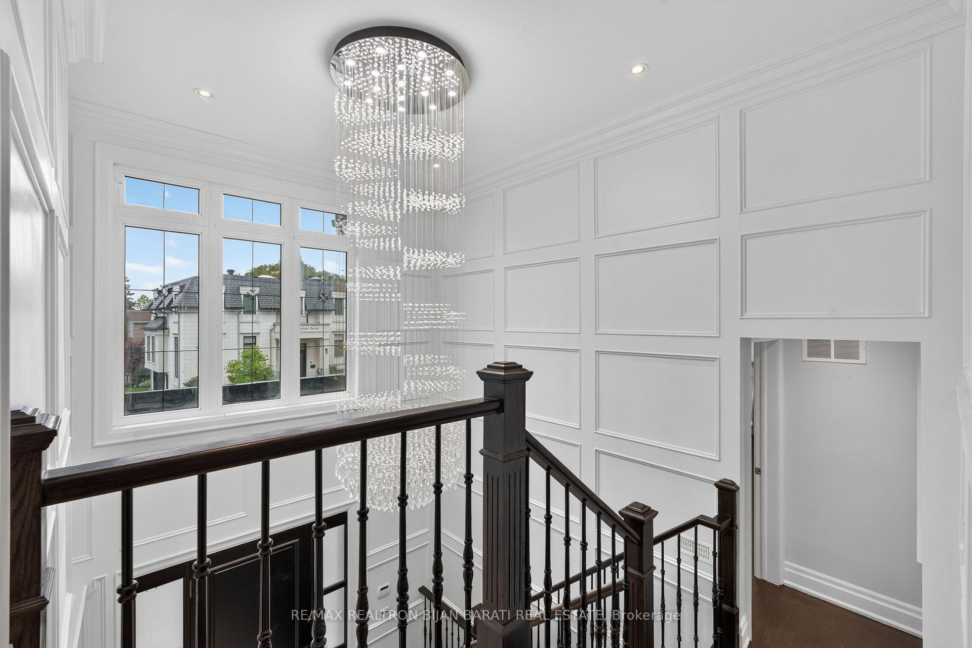 Photo 25 of 10 Bayberry Crescent, North York, Bayview Village — HOMEH
