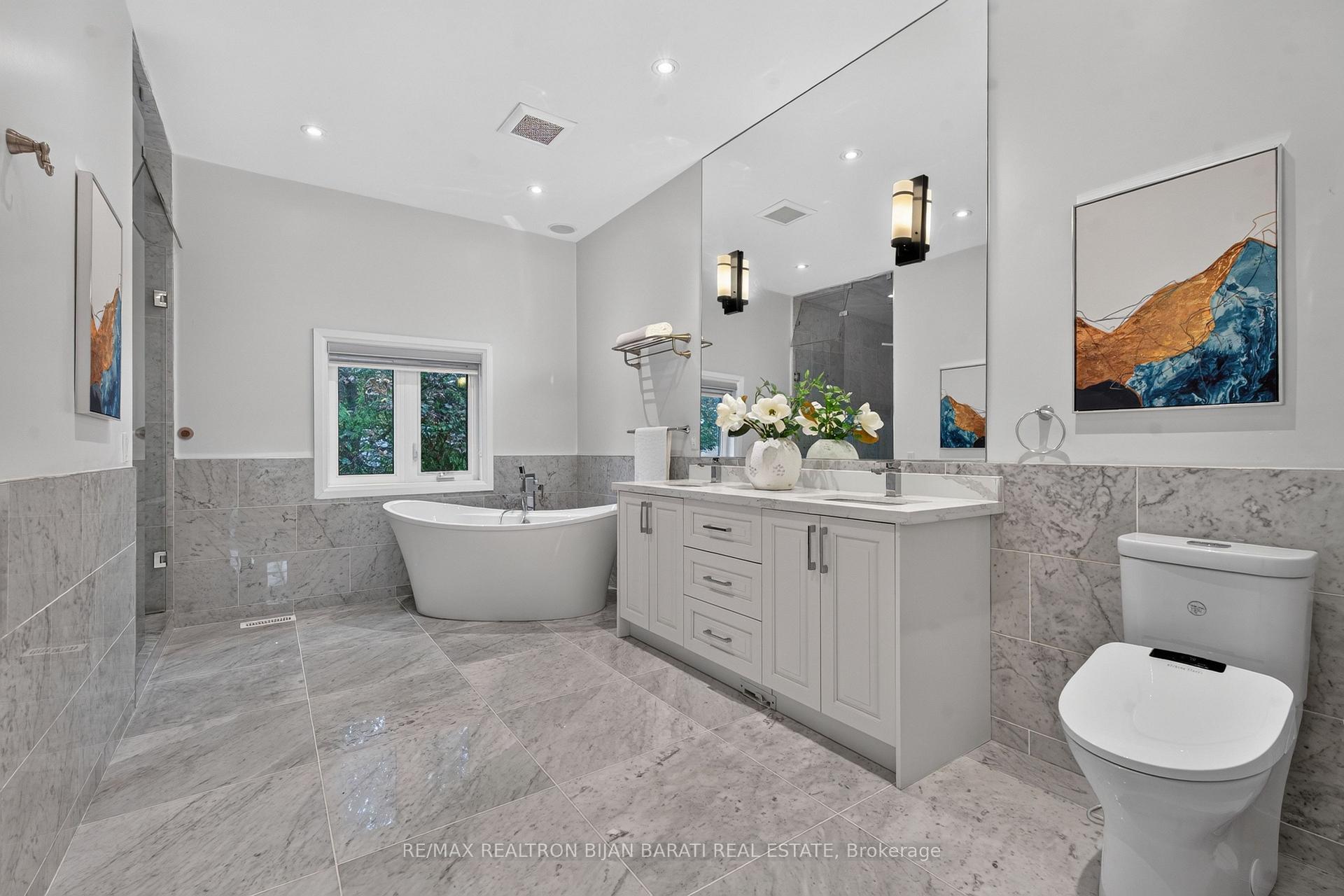 Photo 29 of 10 Bayberry Crescent, North York, Bayview Village — HOMEH
