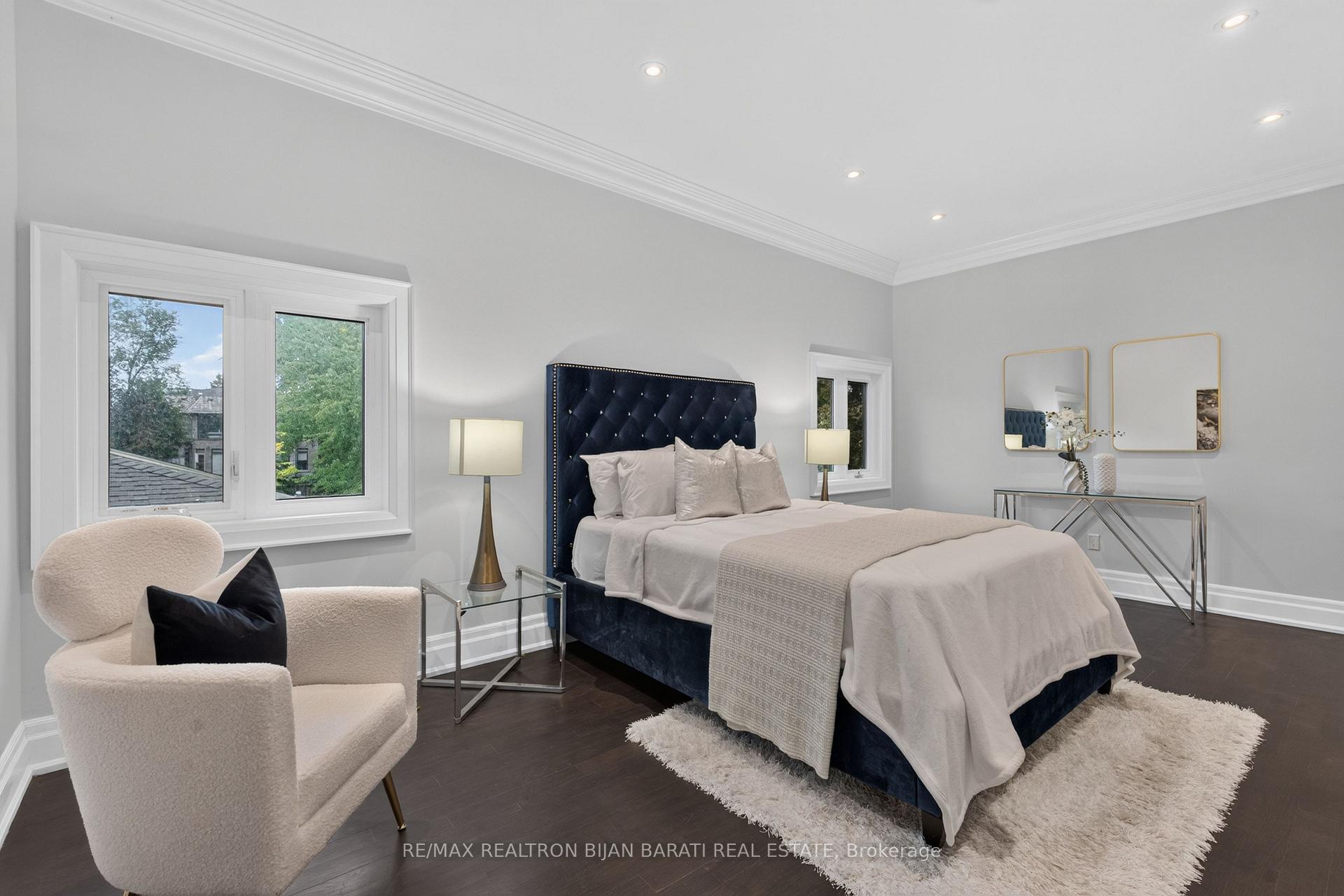 Photo 36 of 10 Bayberry Crescent, North York, Bayview Village — HOMEH