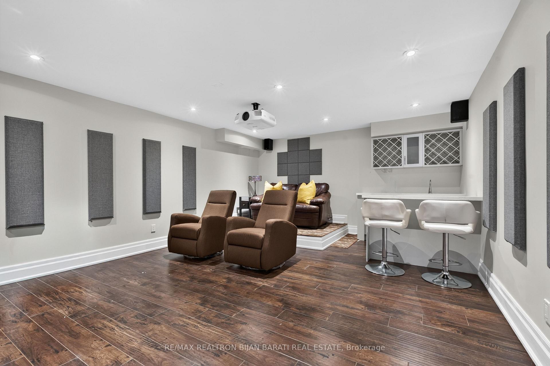 Photo 44 of 10 Bayberry Crescent, North York, Bayview Village — HOMEH