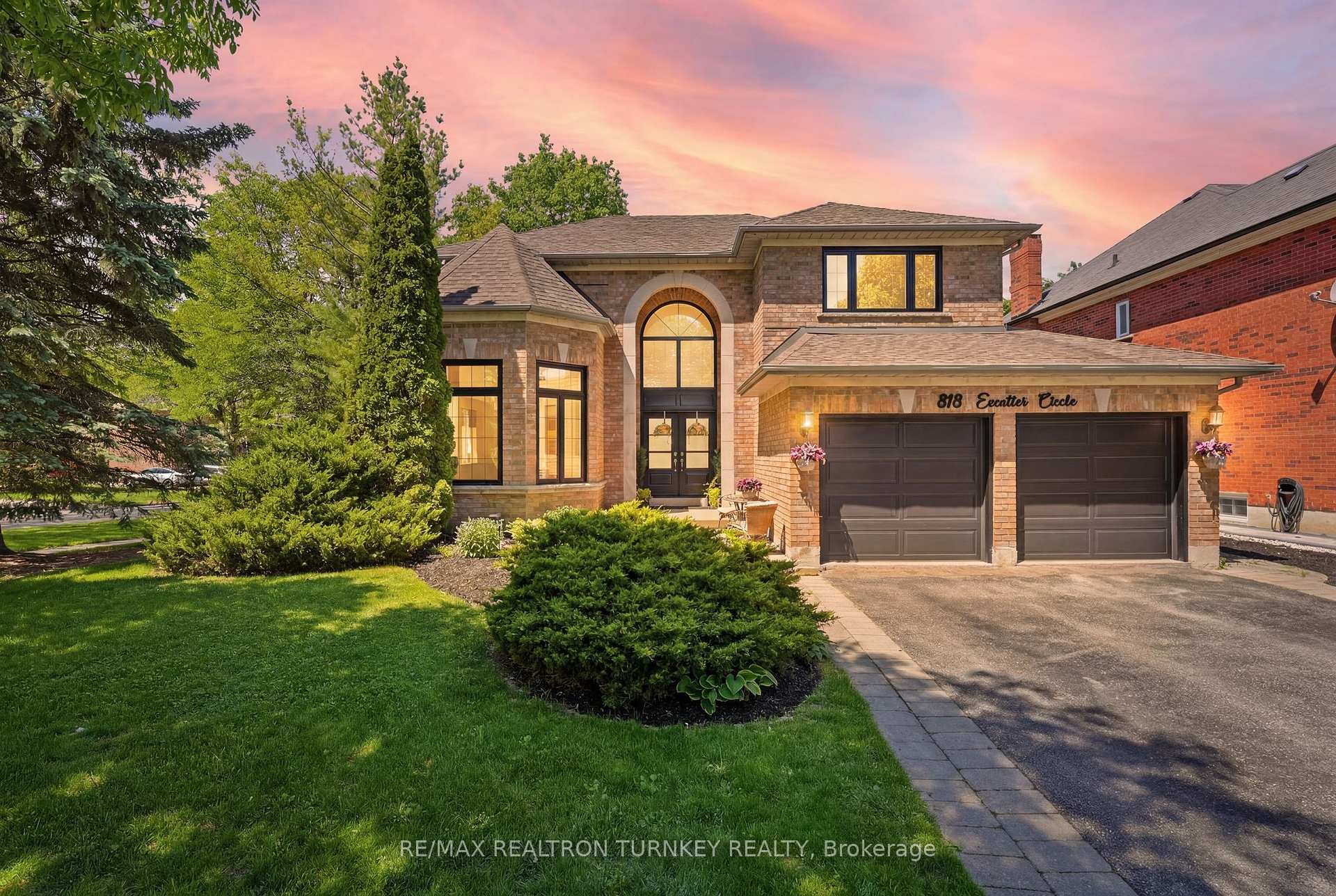 Photo 9 of 818 Exceller Circle, Newmarket, Stonehaven-Wyndham — HOMEH