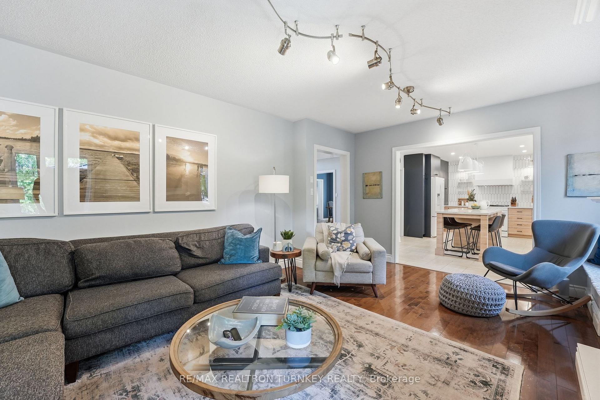 Photo 13 of 818 Exceller Circle, Newmarket, Stonehaven-Wyndham — HOMEH