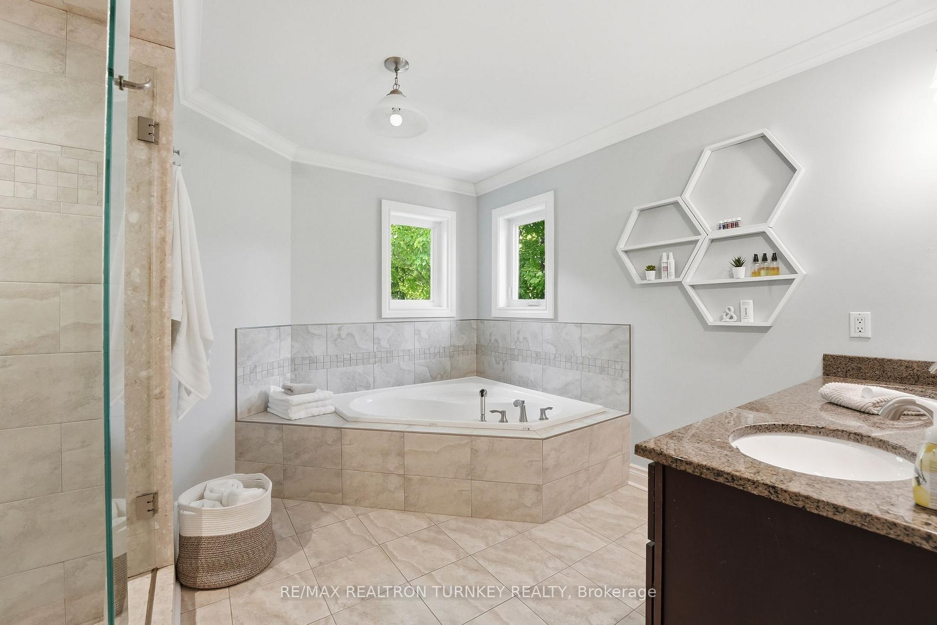Photo 29 of 818 Exceller Circle, Newmarket, Stonehaven-Wyndham — HOMEH
