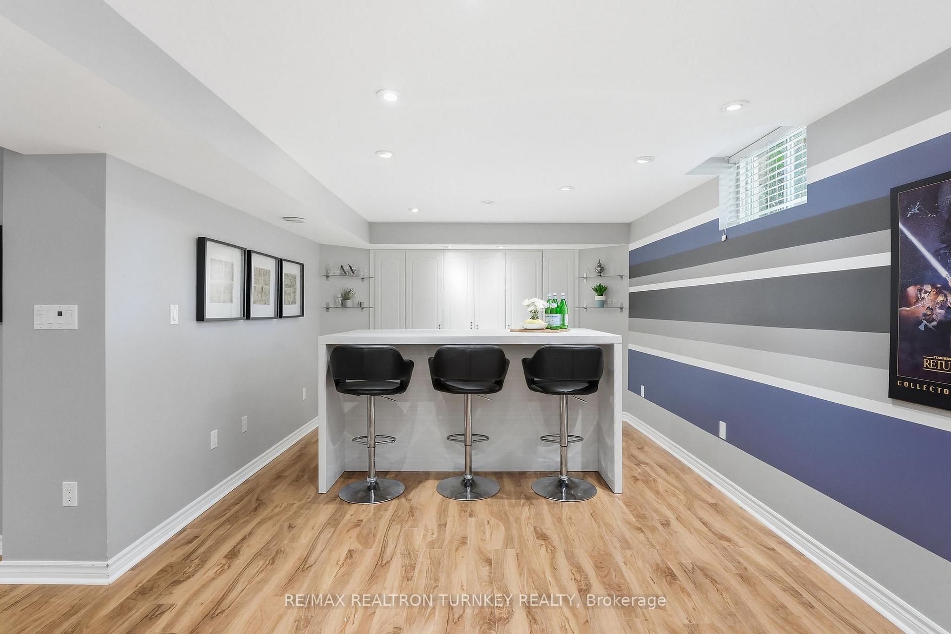 Photo 33 of 818 Exceller Circle, Newmarket, Stonehaven-Wyndham — HOMEH