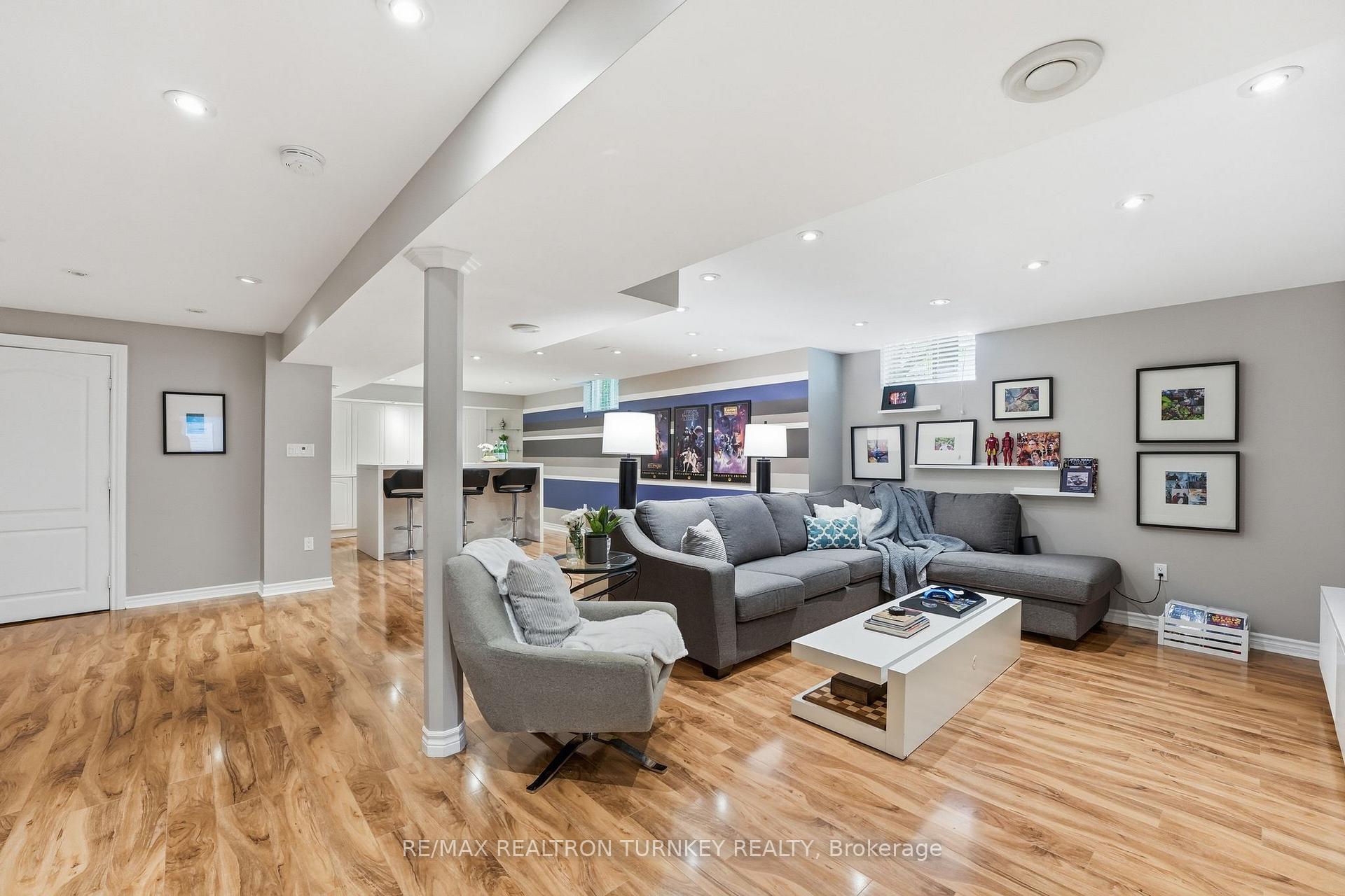 Photo 35 of 818 Exceller Circle, Newmarket, Stonehaven-Wyndham — HOMEH