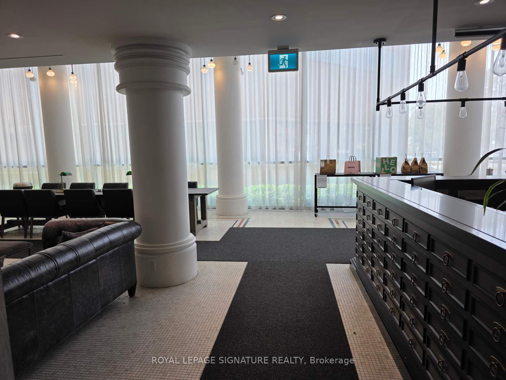 Photo 15 of Unit 421, 33 Helendale Avenue, Toronto, Yonge-Eglinton — HOMEH