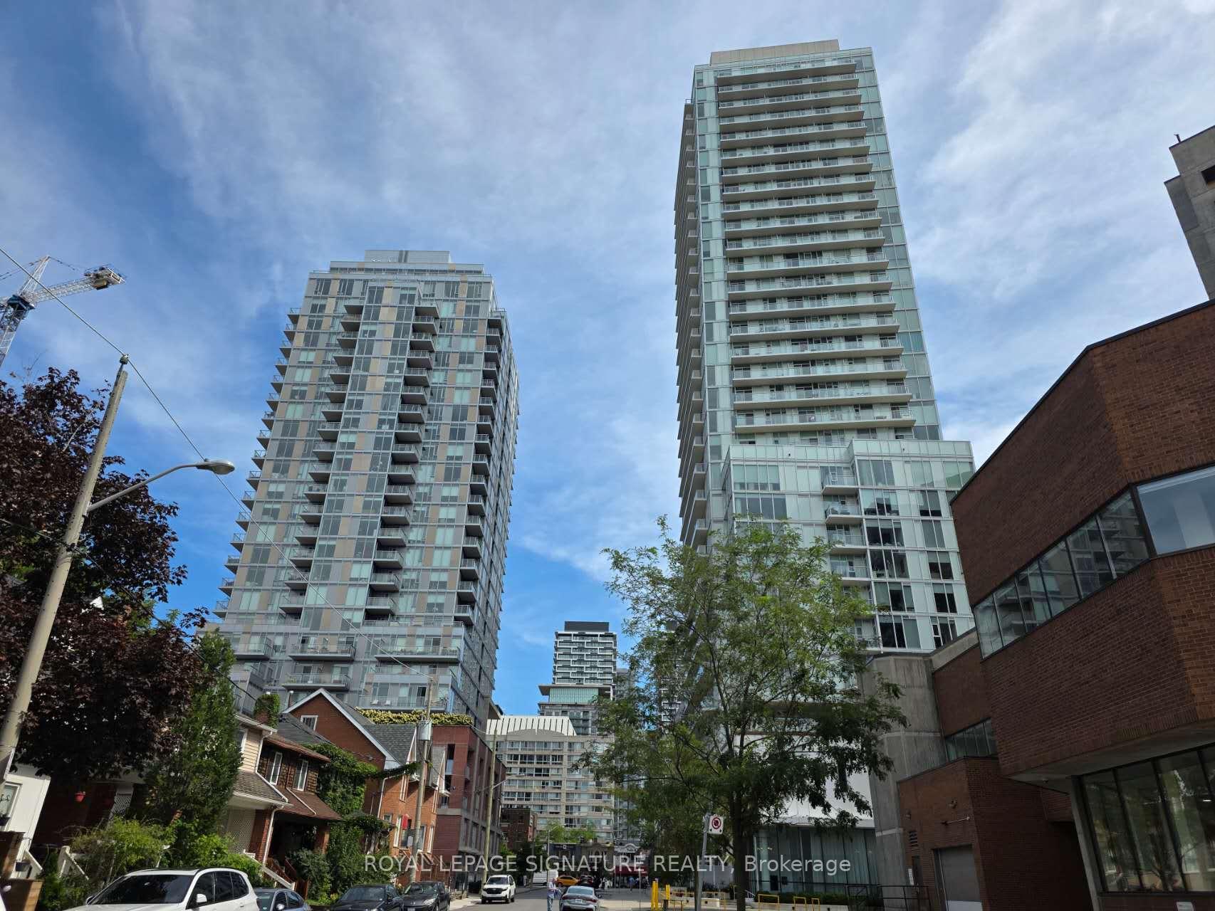 Photo 19 of Unit 421, 33 Helendale Avenue, Toronto, Yonge-Eglinton — HOMEH