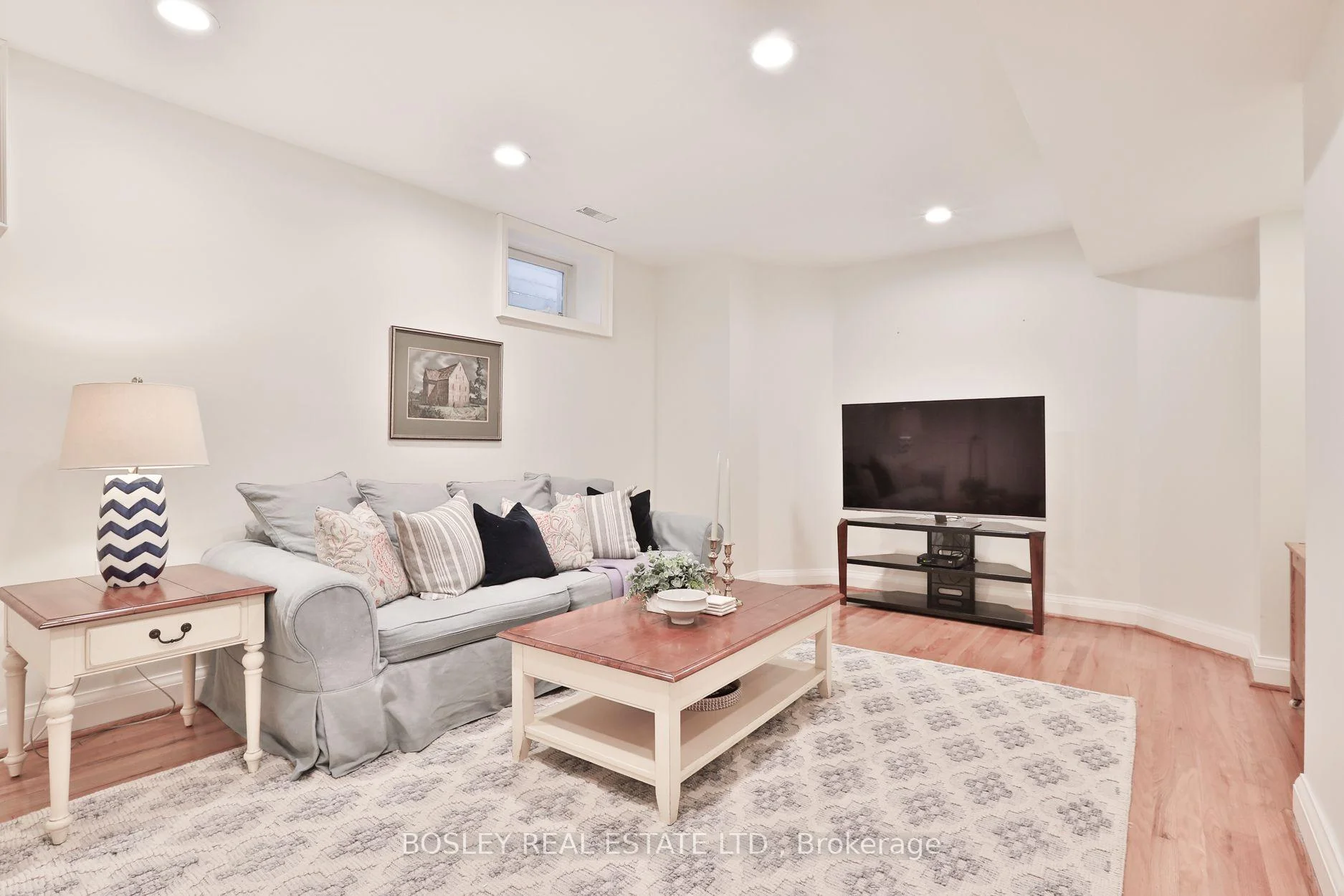 Photo 52 of 67 Hudson Drive, Toronto, Rosedale-Moore Park — HOMEH