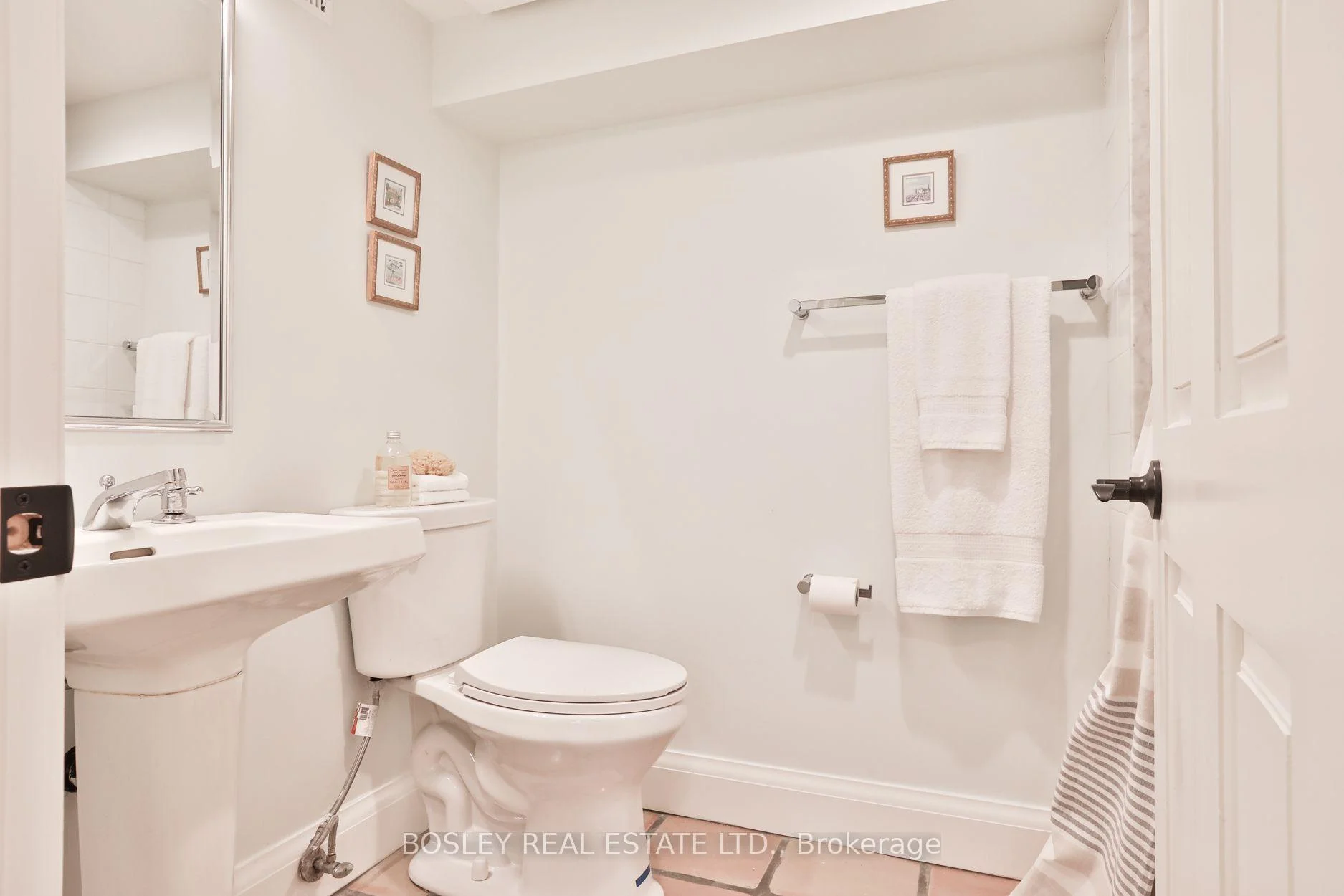 Photo 62 of 67 Hudson Drive, Toronto, Rosedale-Moore Park — HOMEH