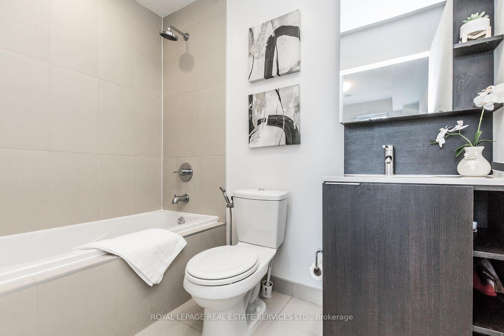 Photo 14 of Unit 2708, 55 Regent Park Boulevard, Toronto, Regent Park — HOMEH