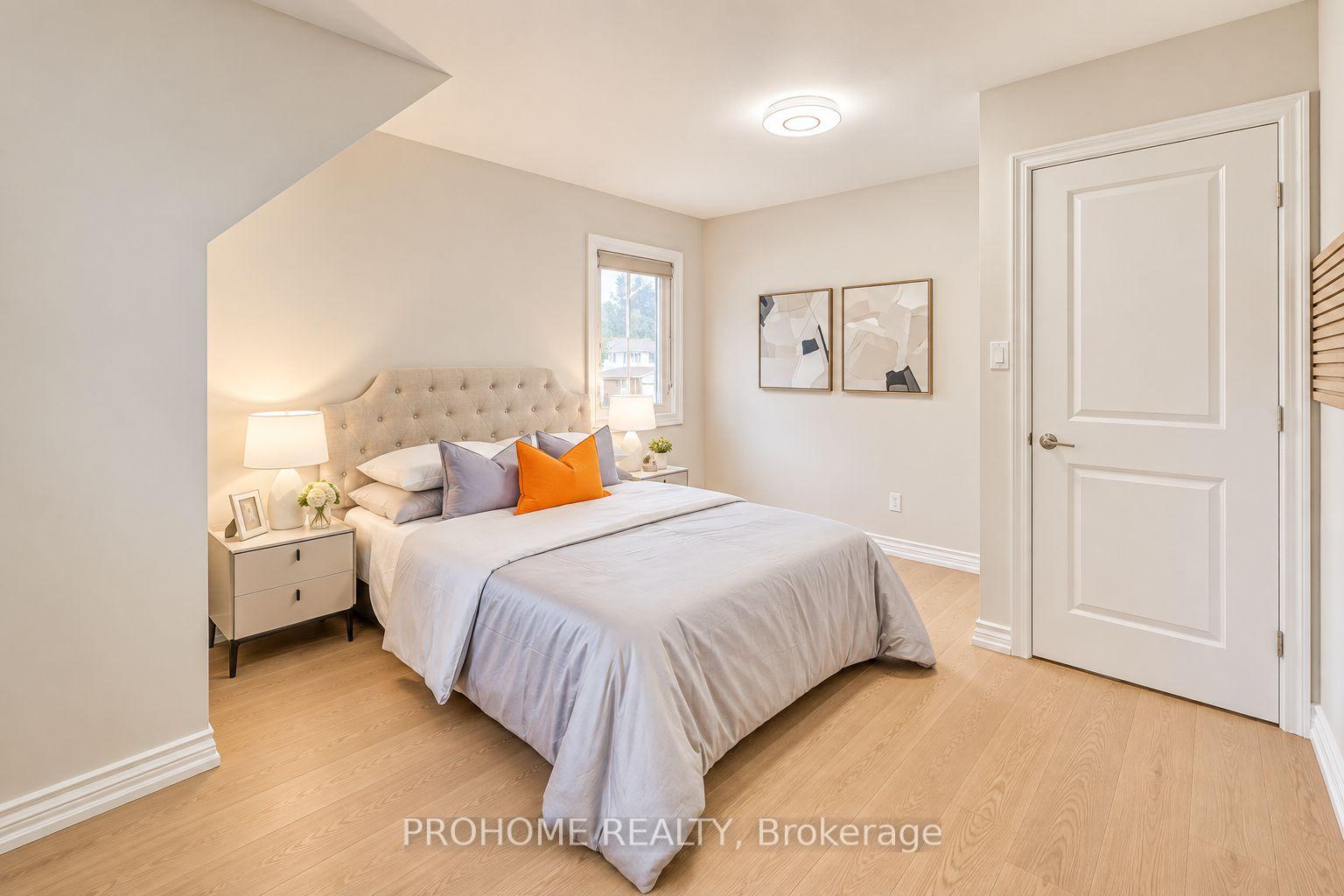 Photo 30 of 36 Summerfeldt Crescent, Markham, Unionville — HOMEH