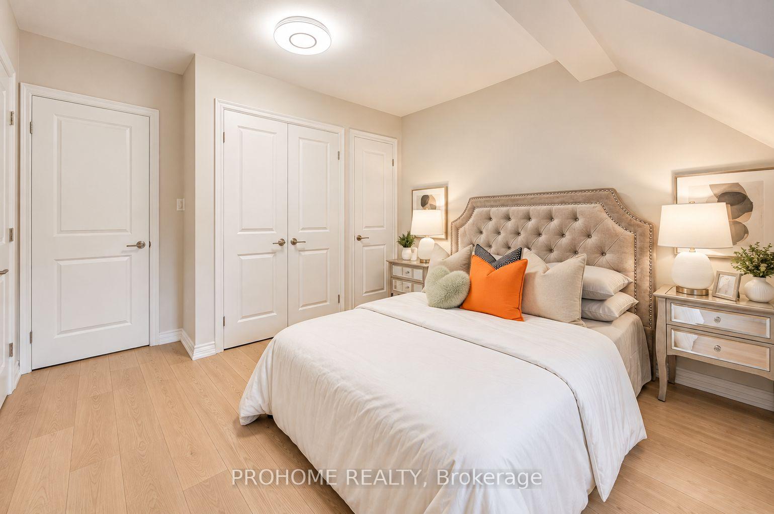 Photo 35 of 36 Summerfeldt Crescent, Markham, Unionville — HOMEH