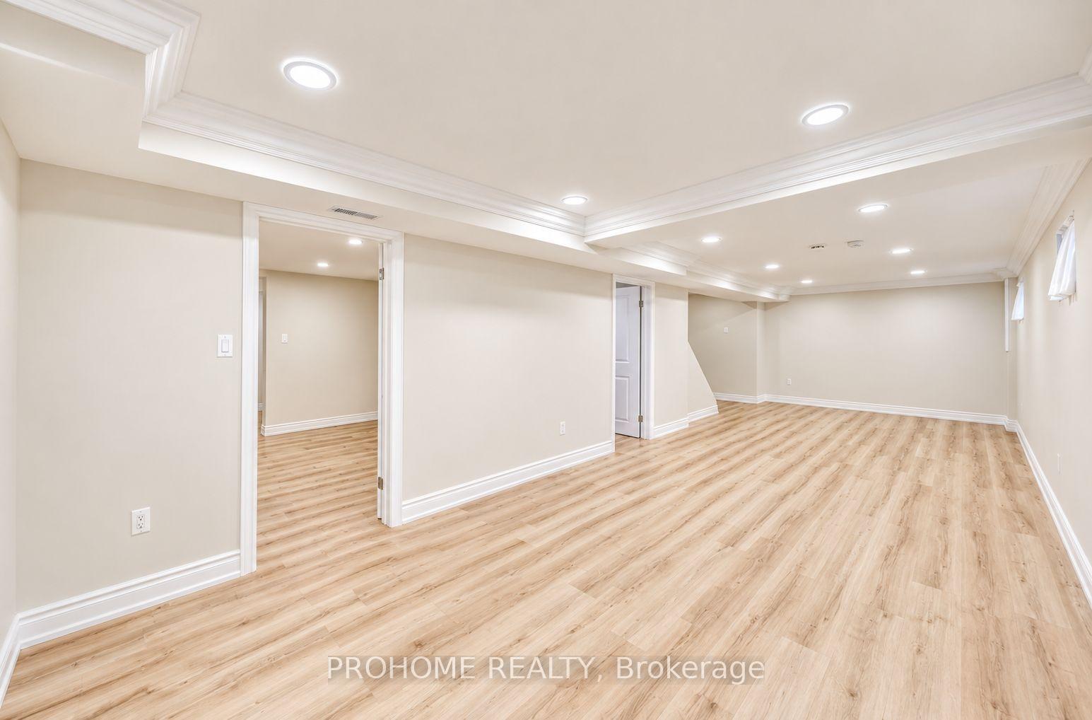 Photo 37 of 36 Summerfeldt Crescent, Markham, Unionville — HOMEH