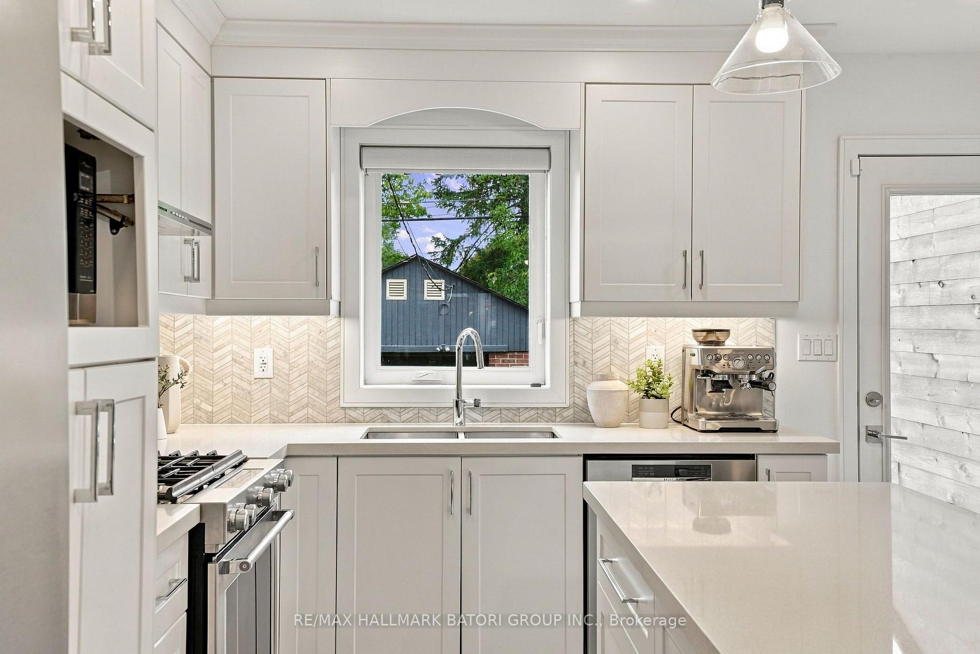 Photo 13 of 309 Atlas Avenue, Toronto, Oakwood Village — HOMEH