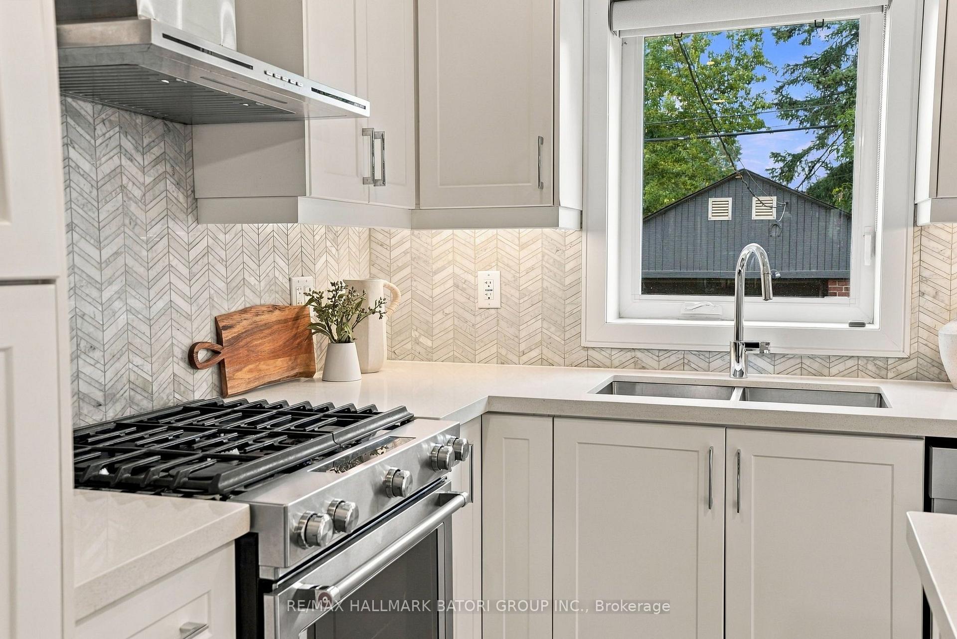 Photo 14 of 309 Atlas Avenue, Toronto, Oakwood Village — HOMEH