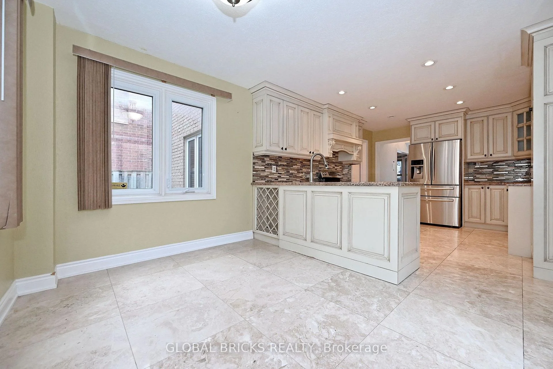 Photo 17 of 8 Elmsley Drive, Richmond Hill, Observatory — HOMEH