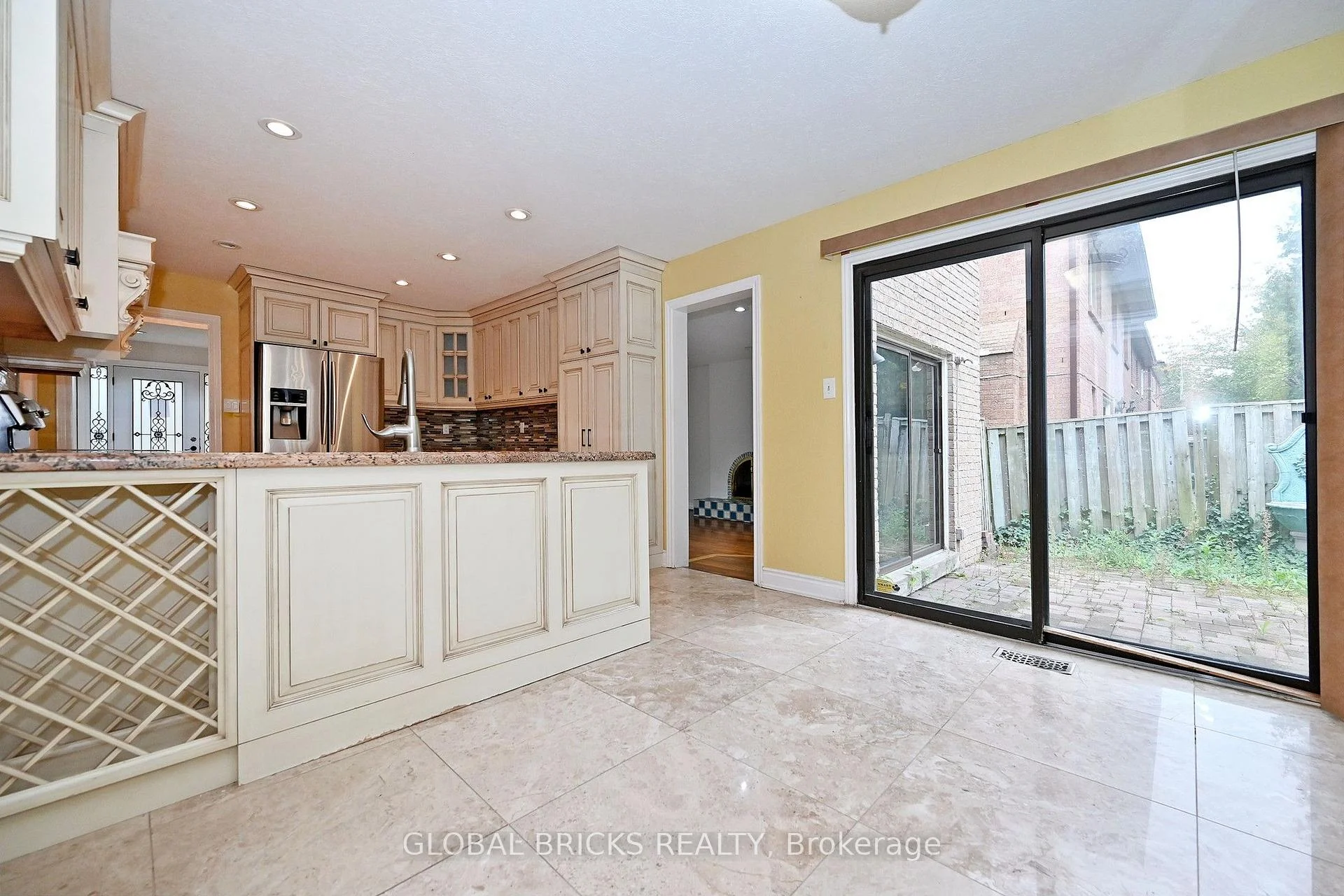 Photo 18 of 8 Elmsley Drive, Richmond Hill, Observatory — HOMEH