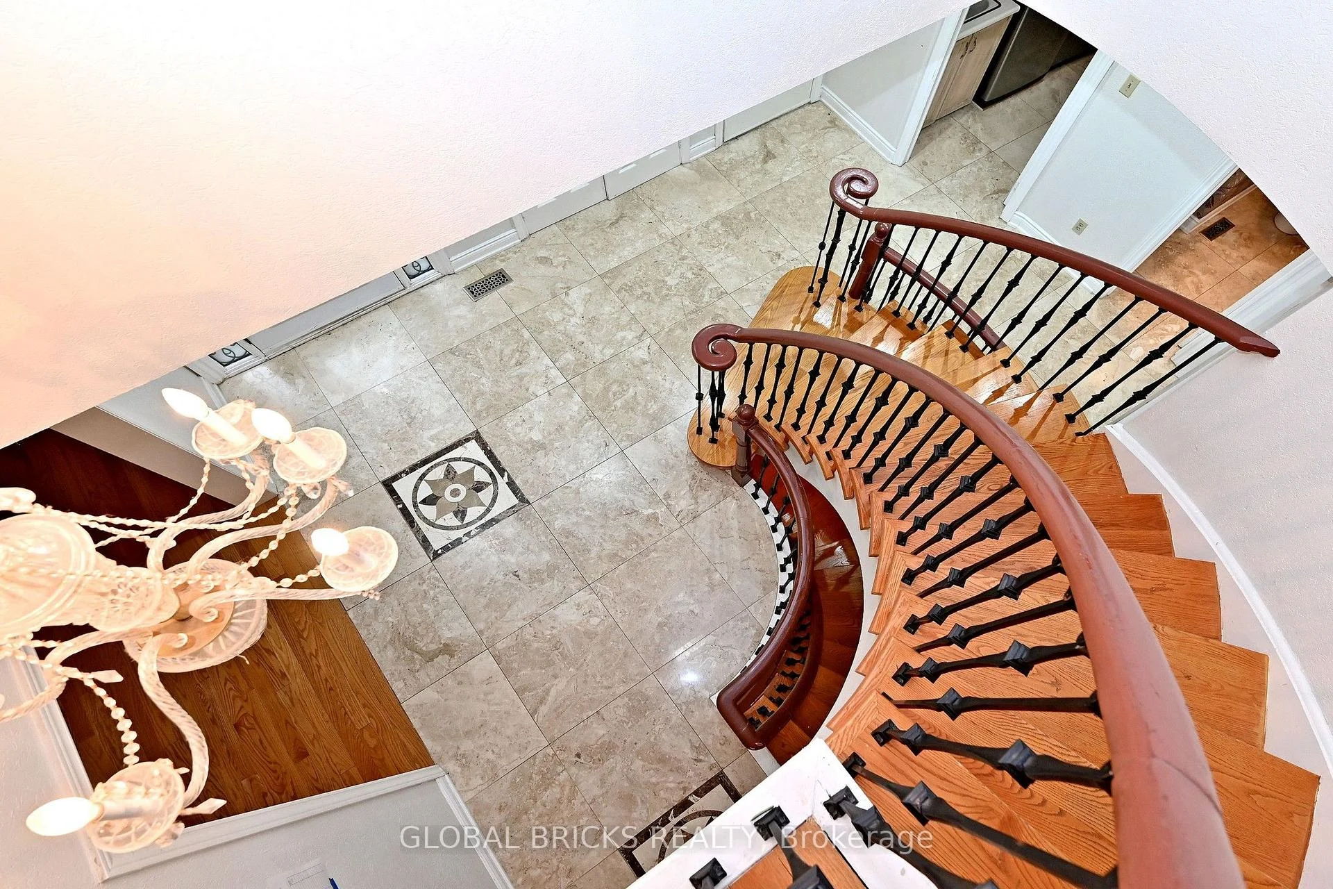 Photo 26 of 8 Elmsley Drive, Richmond Hill, Observatory — HOMEH