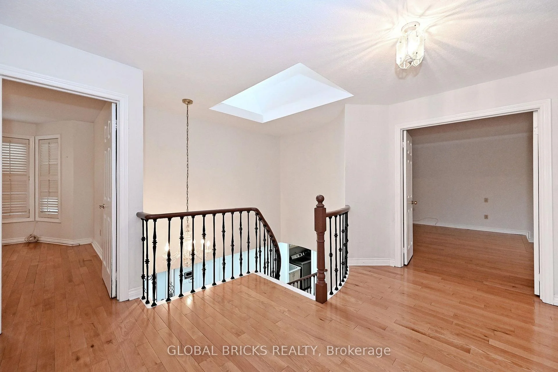 Photo 27 of 8 Elmsley Drive, Richmond Hill, Observatory — HOMEH