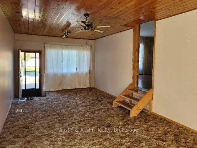 Photo 10 of 66 Ross Street, Dryden, Riverview — HOMEH