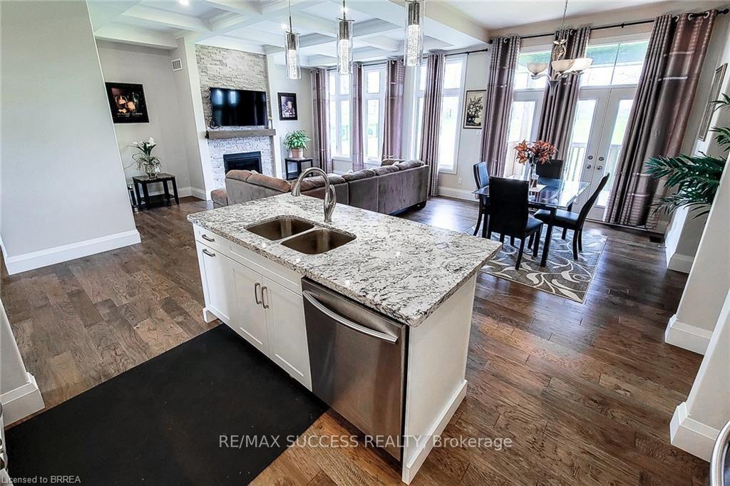 Photo 14 of 23 Tedley Boulevard, Brantford, Empire South — HOMEH