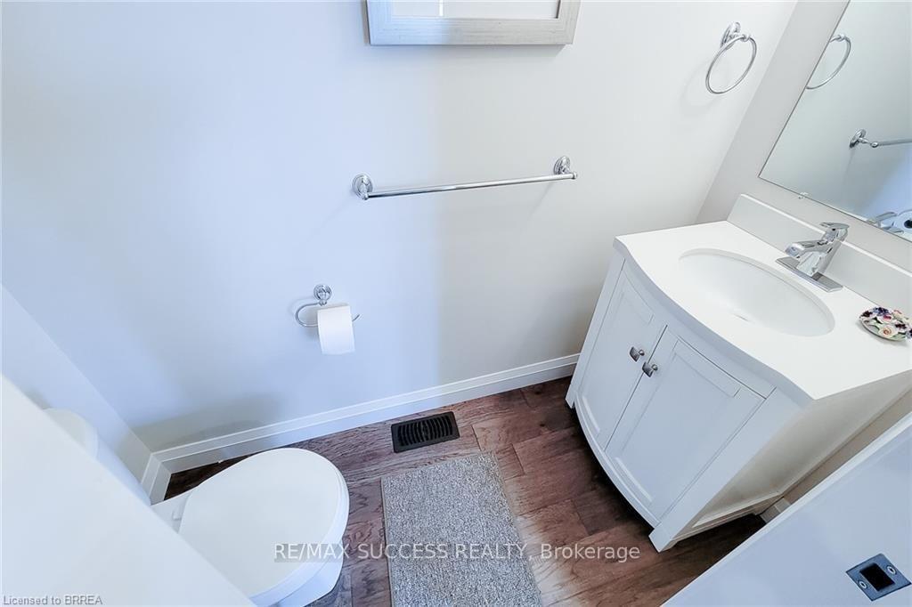 Photo 20 of 23 Tedley Boulevard, Brantford, Empire South — HOMEH