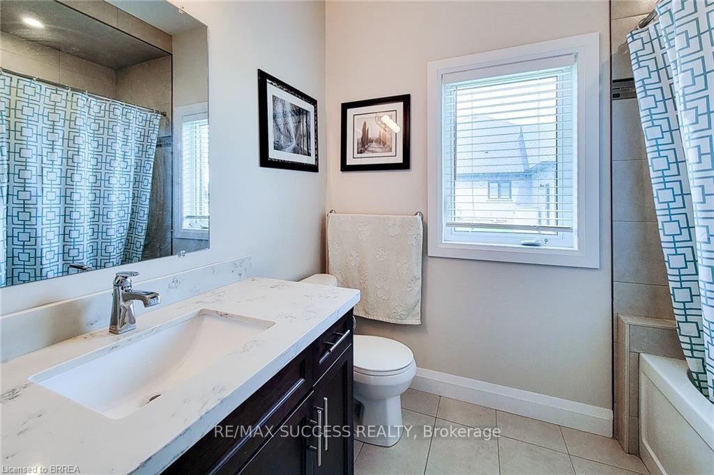 Photo 25 of 23 Tedley Boulevard, Brantford, Empire South — HOMEH