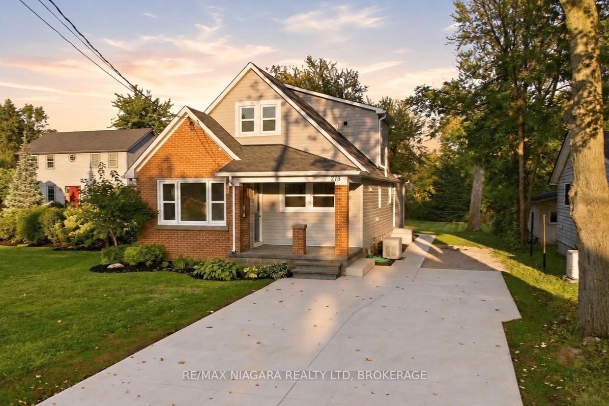 Front of 278 Ridge Rd S